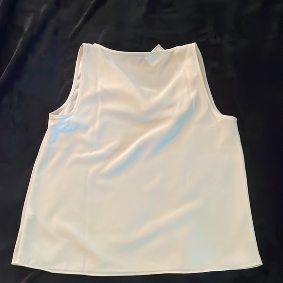 NWT sleeveless JCrew blouse - Picture 4 of 6